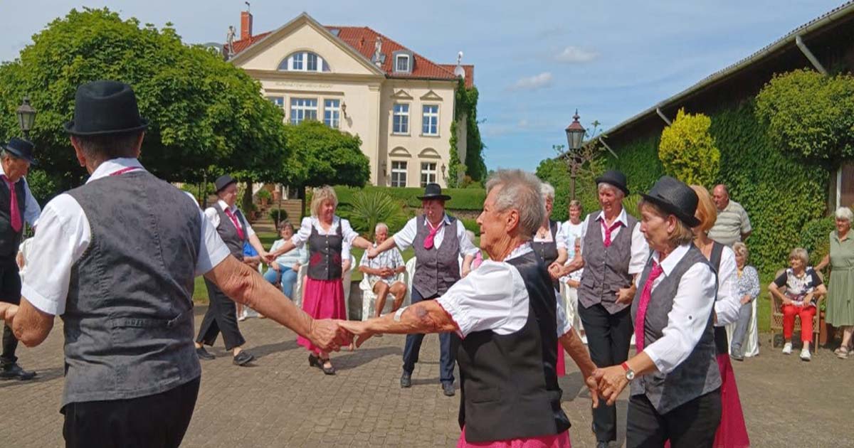 Wieder zum Kaffee auf Gut Burig